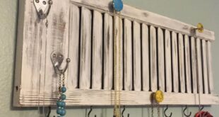 How to decorate old window shutters