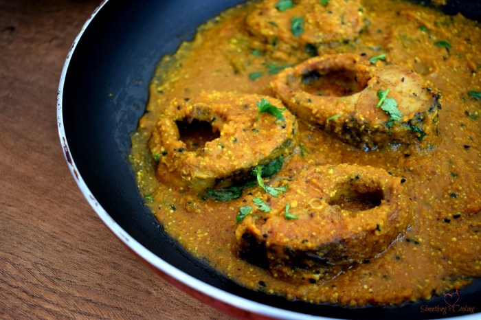 How to cook bengali style fish curry